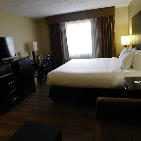 Quality Inn & Suites Morgantown - University Area Esterno foto