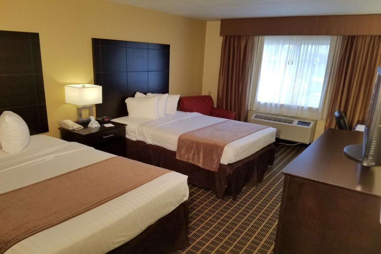 Quality Inn & Suites Morgantown - University Area Esterno foto